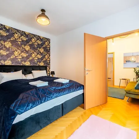 Modernes * غراتس